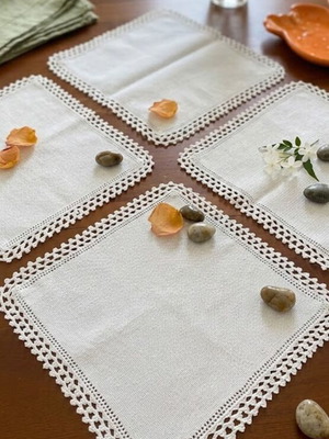 Knitted coasters 4 pieces handmade 34x34 all for 9 euros