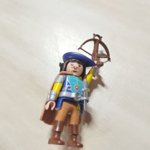 Set of 9 toys like new