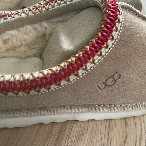 Ugg Tasman boots size 37 like new, beige