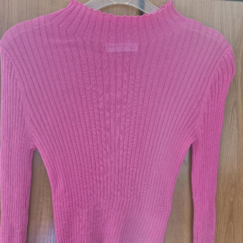 Stradivarius t-shirt like new, thin semi-transparent fuchsia