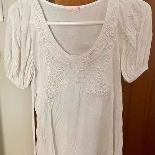 Two mako blouses with embroidery used, black and white, size M
