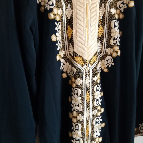 Luxury traditional caftan dress from Dubai like new, black with gold embroidery