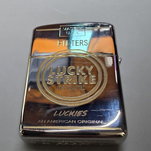 Zippo Armor Lucky Strike collectible lighter unused