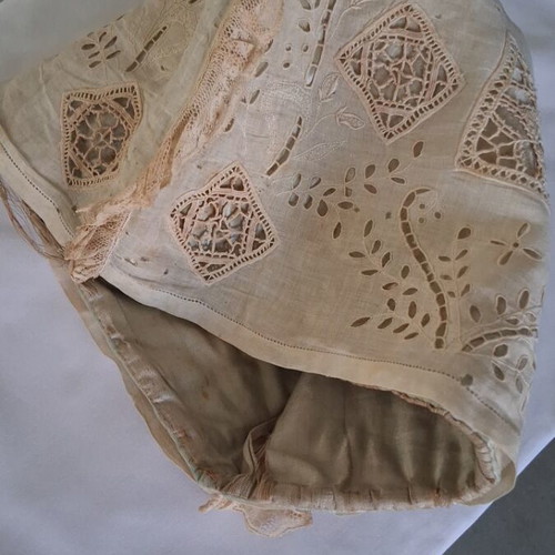 Lesviako early 20th century lace pillow cover, like new
