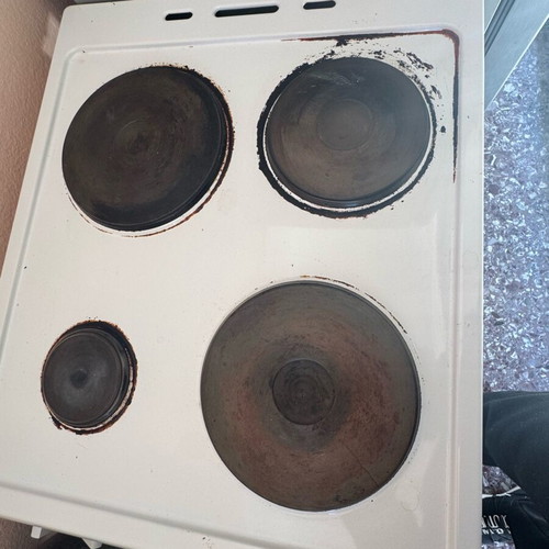 Home Appliances like new set with fridge, washing machine, oven