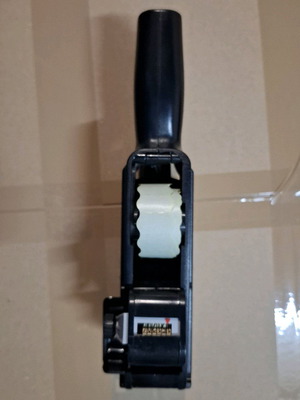 Open P6 mechanical handheld single labeler used, black