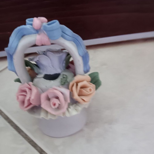 Small decorative basket used, in good condition