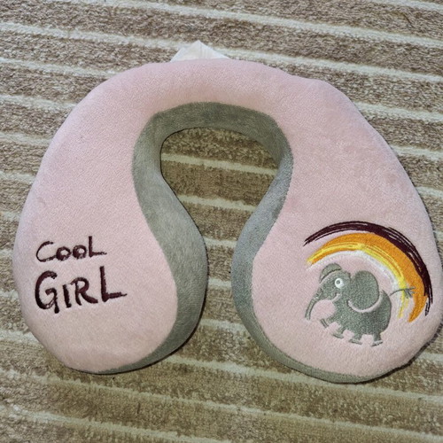 Neck pillow used, very comfortable