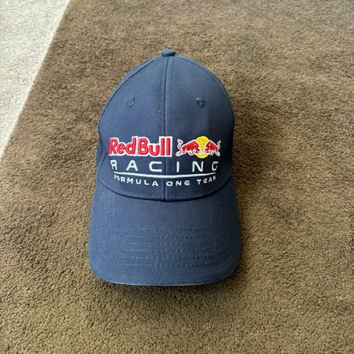 Redbull Racing F1 cap like new, blue