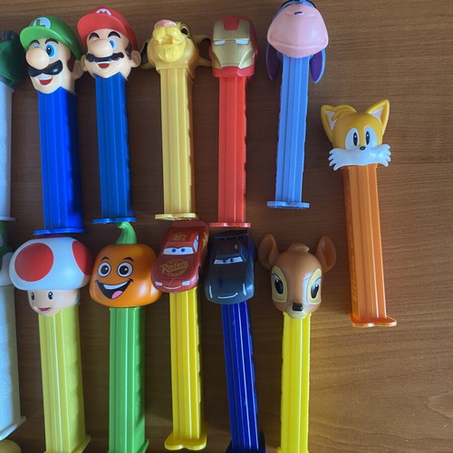 Pez candy dispensers vintage set of 24, like new