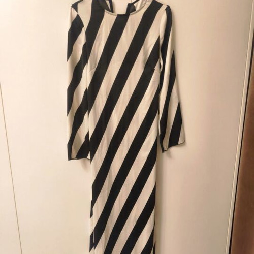 Mango dress new, size XS, black and white, open back