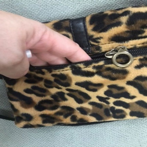 Leopard Crossbody Bag like new with detachable strap