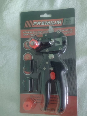 Grafting Scissors with Three Tips New