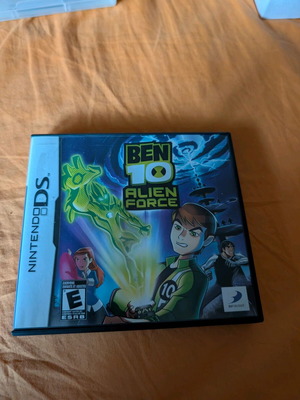 Ben 10 Alien Force Nintendo DS game like new with box and book