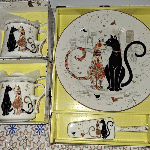 Porcelain tea set Cats series new, 2 cups with lids and strainer, cake plate