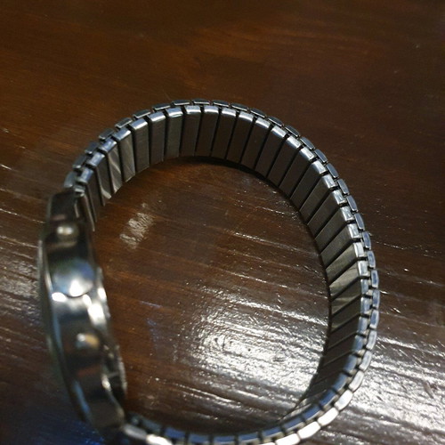 Henry Jewellery 12 wristwatch used, collectible
