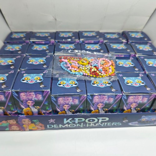 K-pop Demon Hunters collectible figures like new, pack of 24