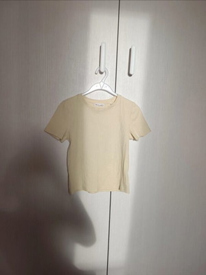 Sinsay yellow short-sleeve T-shirt for girls 12 years