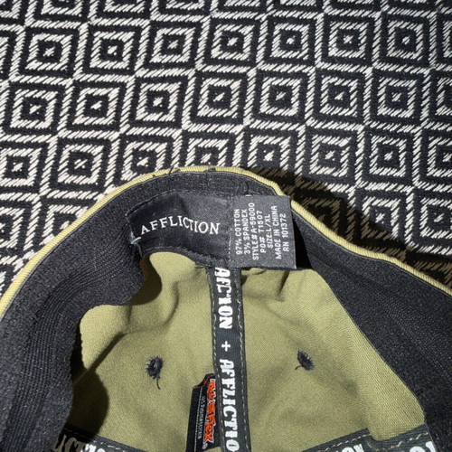 Affliction hat used, green, one size
