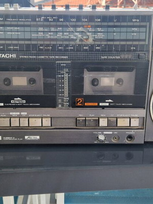 Hitachi TRK-W55E cassette player used