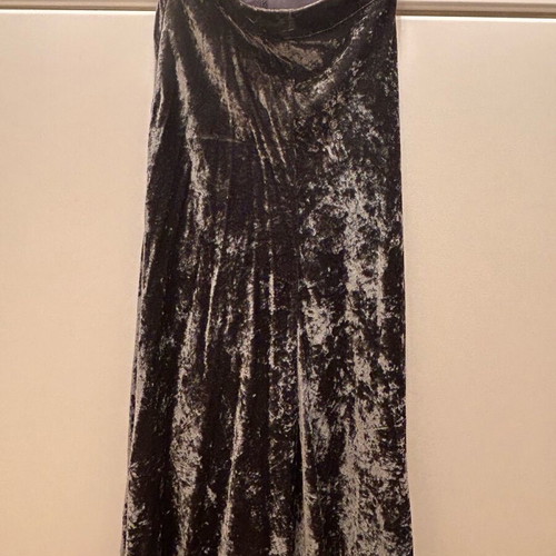 Zara long velvet skirt in khaki like new, size XS