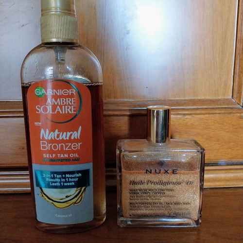Nuxe Huile Prodigieuse Or 50 ml and biphasic self-tan spray used set