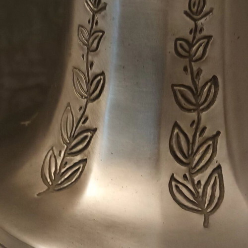 Vintage vase made of fine crackle porcelain and pewter like new
