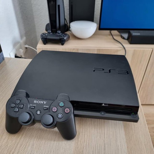 PS3 Slim 500GB used with defect for spare parts