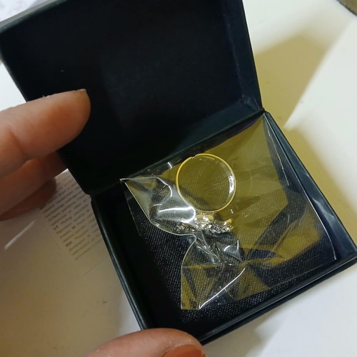 Oriflame flower ring new, silver color