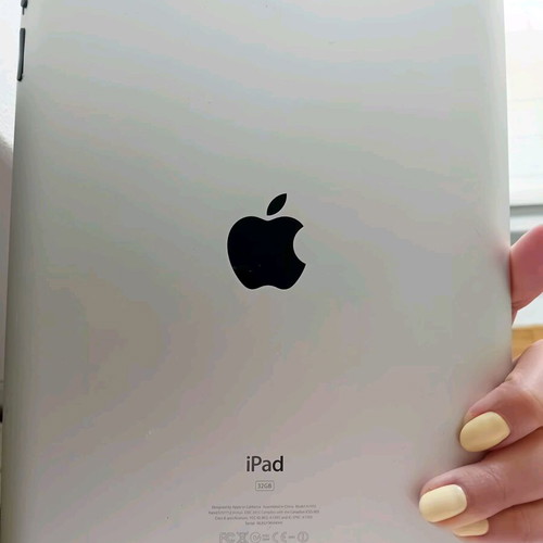 iPad 2 Wi-Fi Black 64 GB like new, collectible