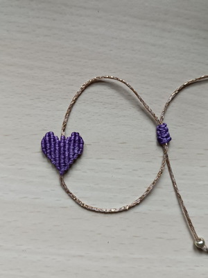 Macrame bracelet with purple heart, adjustable closure