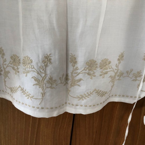 Linen tunic Mango XL like new, white with embroidery