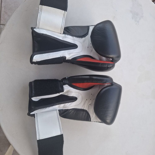 Benlee Rocky Marciano Leather Sparring Set 14oz Gloves & L/XL Shin Guards like new
