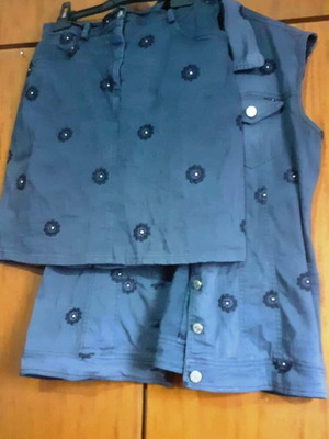 Nte Pies denim set with embroidered flowers like new