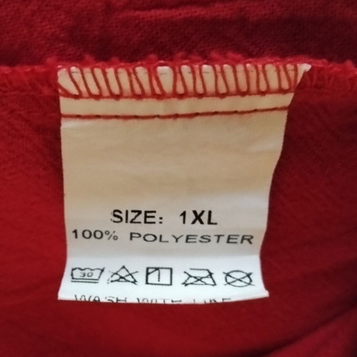 High-waisted women's red shorts like new with ruffles and pleats