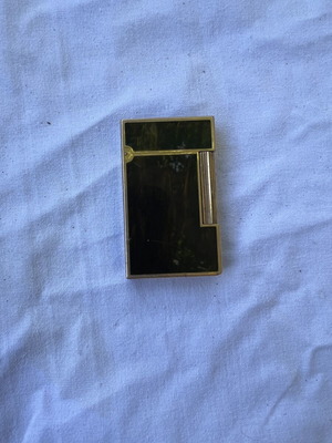 S.T. Dupont Paris gold-plated lighter used, classic vintage