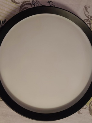 Ceiling light new, fits 3 large screw bulbs