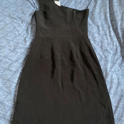 Lussile black one-shoulder dress with bow and back zipper, new