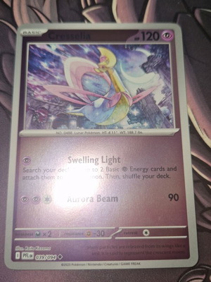 Pokemon Cresselia card like new, collectible