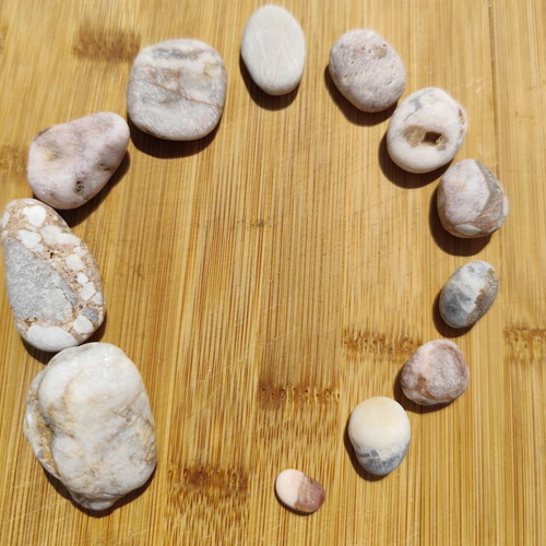 Natural Aegean Pebbles Collection - Pink & White Quartz, 13 pcs