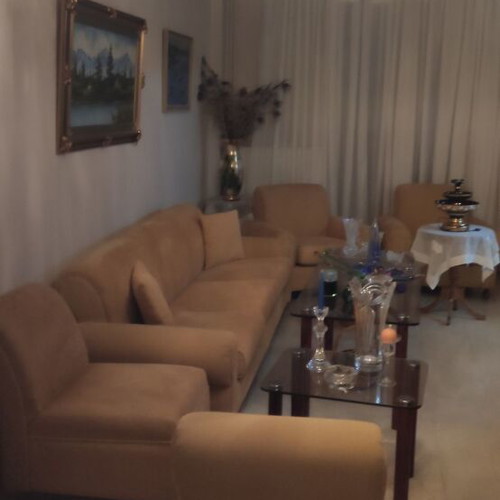 Complete living room set like new with armchairs, sofas and glass tables
