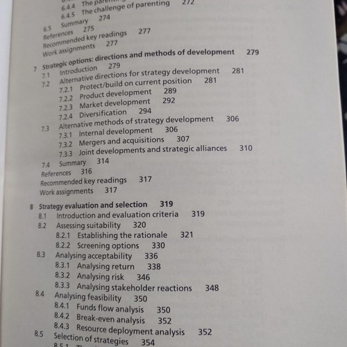 Exploring Corporate Strategy book like new, Johnson & Scholes, English