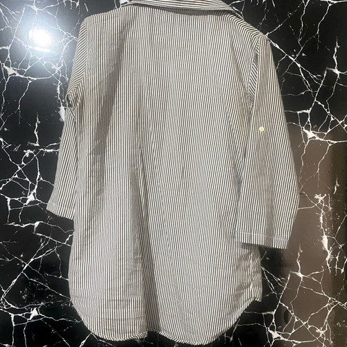 Striped shirt women's size M like new with embroidered flowers