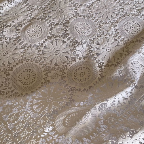 Vintage embroidered tablecloth like new