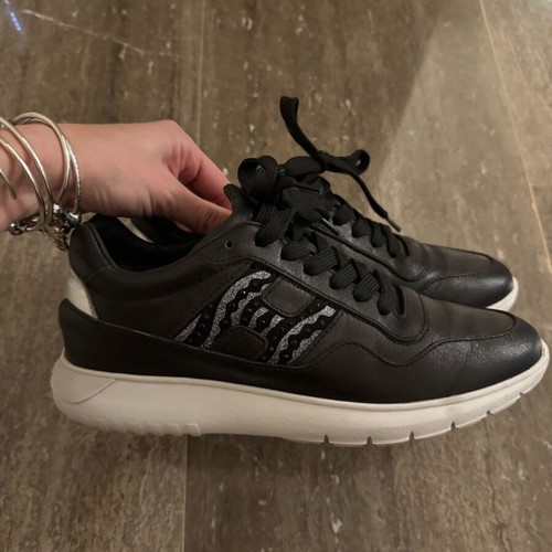 Hogan sneakers like new, size 38.5, black and white