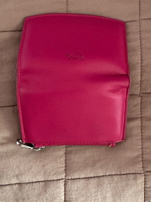 Wallet small fuchsia used