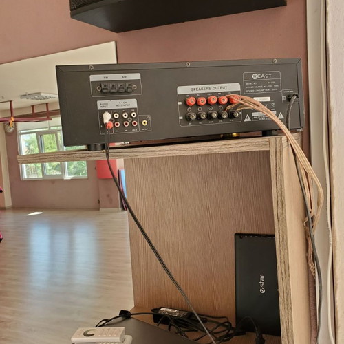 Ηχοσύστημα με 4 ηχεία μεταχειρισμένο