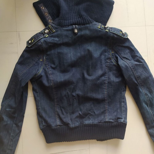 Denim jacket like new, blue