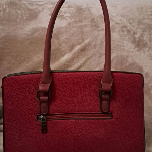 Women's handbag like new, medium size burgundy