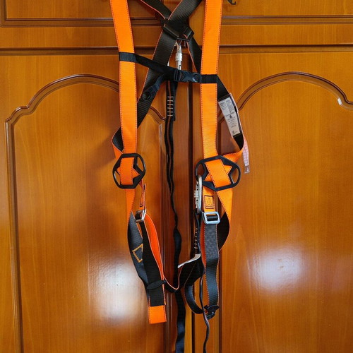Safety Life Line Construction Protective Equipment PPE fall protection harness like new